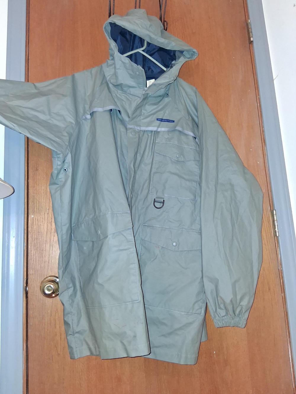 Men's Hooded Raincoat in Sage Green - Lightweight Weatherproof Jacket